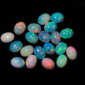 6x4 MM ovale AA ++ Opale di fuoco naturale etiope di alta qualità forma ovale Lotto all'ingrosso Incredibile qualità Cabochon ~ Pietra preziosa opale etiope naturale.