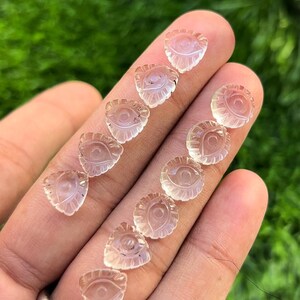 Bellissimo cristallo himalayano intagliato a mano, cristallo himalayano naturale intagliato a mano, forma mista, cabochon, dimensioni 9 mm, 11 pezzi, ciondolo per gioielli con pietre preziose