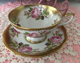 Vintage Royal Standard Fancy PINK ROSES Gold Gilt WIDE Tea Cup & Saucer England