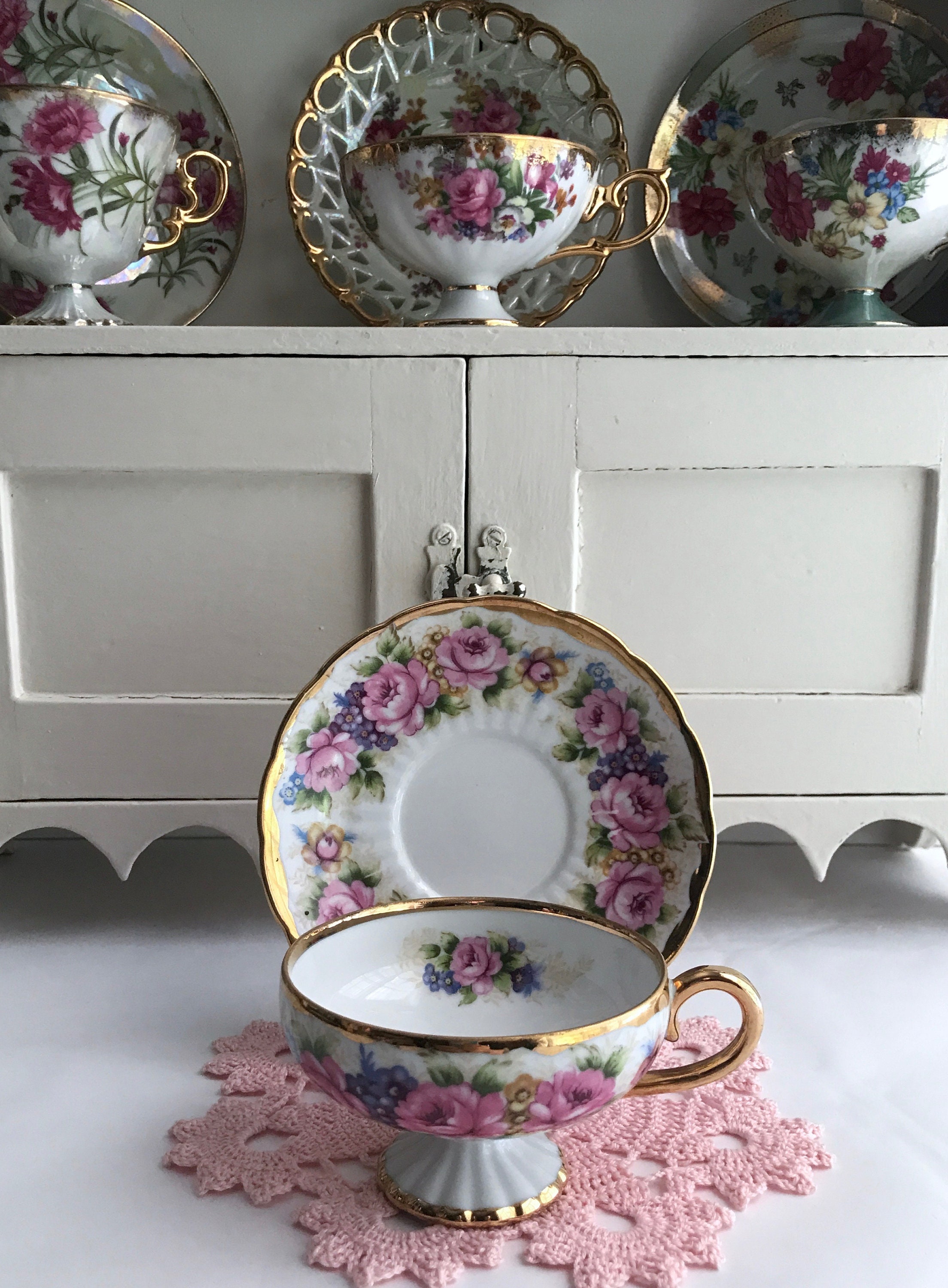 Vintage JAPAN PRETTY Pink ROSES Gold Gilt Iridescent Pearl Tea Cup ...