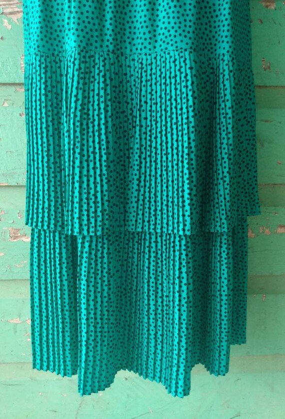 80s Fink Modell polka dotted green dress| Vintage drop waist long sleeved quirky dress