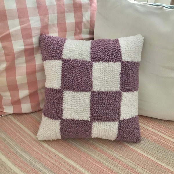 Punch Needle Checkered Pillow, Checkered Pillow, Pink Checkered Pillow, Tufted Pillow, Room Decoration, Tufted Pillow