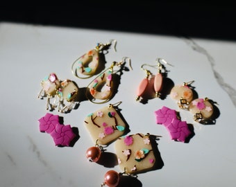 Sakura flower earrings, polymer clay sakura flower earrings, cherry blossom earrings, Japanese cherry blossom earrings, statement earrings