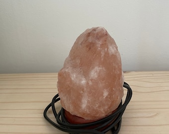Tiny Salt Rock Lamp