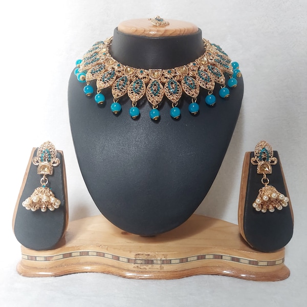 Antique / Traditional Gold plated Necklace Set in Firoza/Turquoise Color / Indian Jewelry / Party Wear / Wedding / Maang Tikka / Bridal Wear