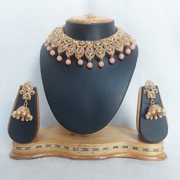 Antique / Traditional Gold plated Necklace Set in Peach Color / Indian Jewelry / Party Wear / Wedding / Maang Tikka / Earrings / Festive