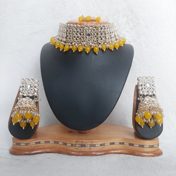 Kundan Choker Necklace Set in Yellow Color and Gold Finish