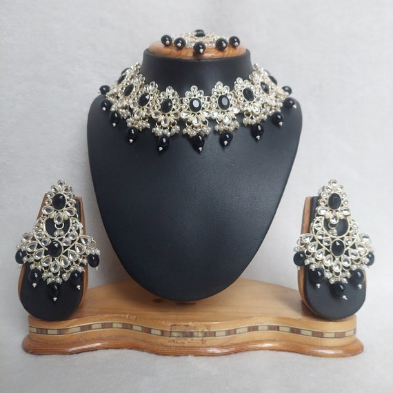 Black color cheap jewellery set