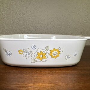 Cocotte « Bouquet de fleurs » Corning Ware 1 litre, vintage, carré, fleurs jaunes