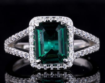 Emerald Cut Green Sapphire Diamond Engagement Ring, 14k White Gold Round Cut Halo Wedding Ring, Split Shank Moissanite Anniversary ring