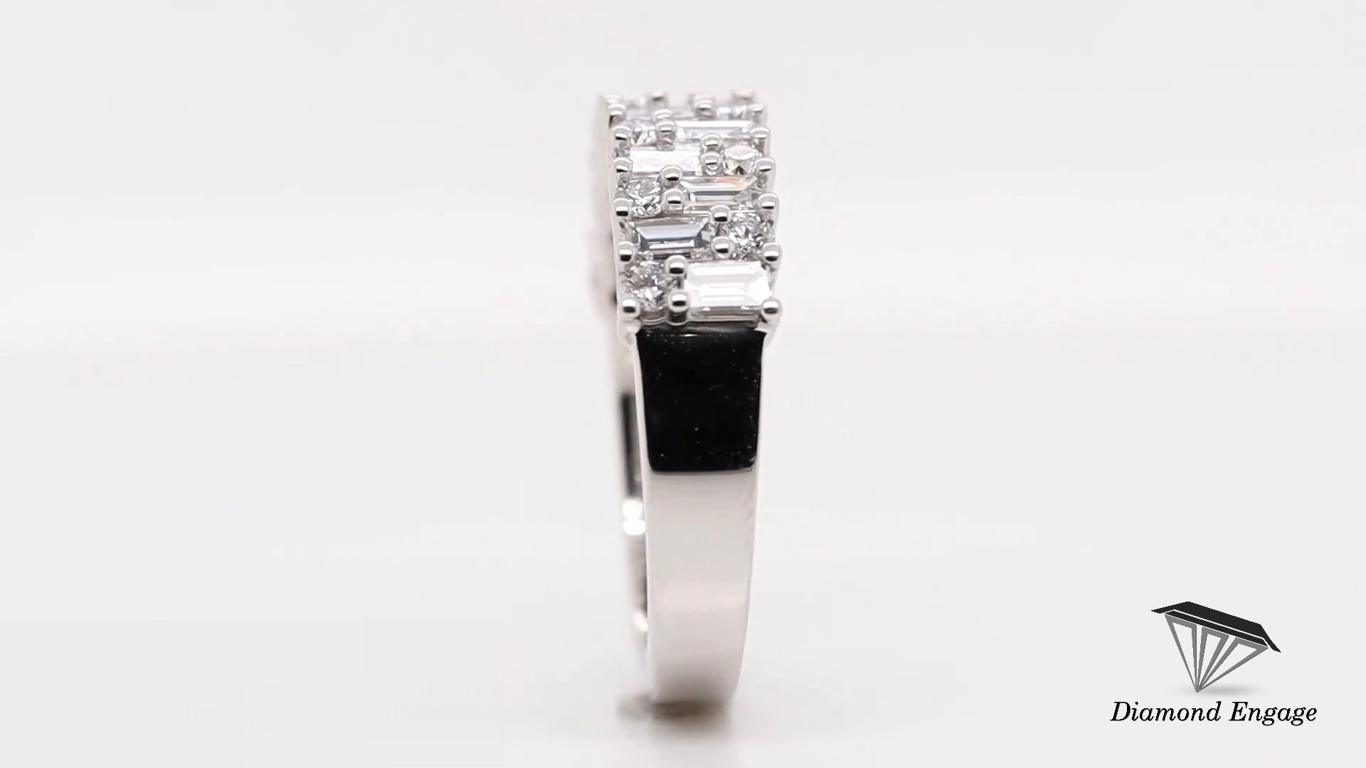 1.56 TCW Baguette and Round Cut Colorless Moissanite Wedding 1.56 TCW Baguette and Round Cut Colorless Moissanite Wedding