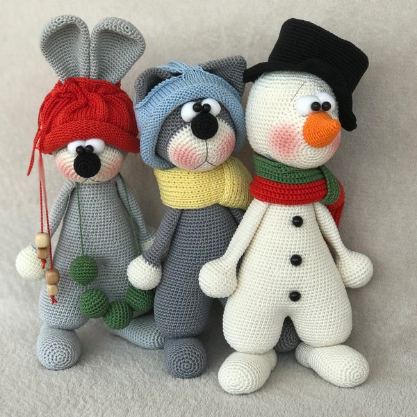 Set natalizio dalla collezione ''BubblysToys'' decorazioni natalizie schema all'uncinetto di BubblysToys Amigurumi tutorial PDF gatto pupazzo di neve coniglietto