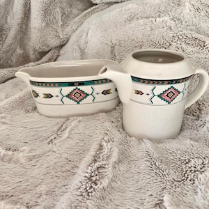 Vintage Creamer & Gravy Boat | Studio Nova Mikasa Adirondack | Aztec Design