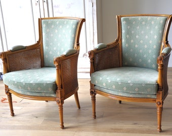 vintage chair with green upholstery, classical vintage chairs, Elegant vintage wooden chairs