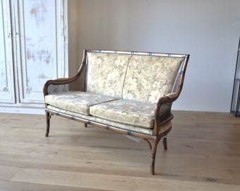 Giorgetti Sofa mit rosa Blumenmuster, Vintage Sofa, Antikes Sofa, Akzent Stuhl Vintage,