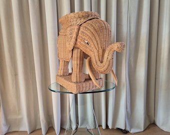 elefante vintage in vimini marrone