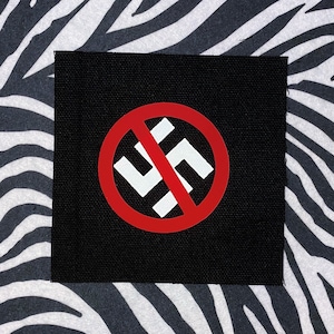 Anti-Nazi Punk Aufnäher - Crust Punk Aufnäher - Antirassistischer antifaschistischer Aufnäher - Punk Aktivismus Aufnäher - Demonstration Rassismus Aufnäher - Stoffaufnäher