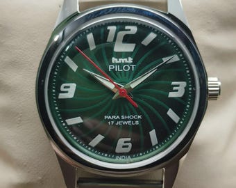 Relógio de pulso masculino vintage HMT Pilot mecânico com corda manual e mostrador verde, 17 joias