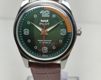 Relógio de pulso masculino vintage HMT Pilot mecânico com corda manual e mostrador verde, 17 joias