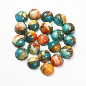 AAA+ Spiny Oyster Turquoise Cabochon: Round Flat Back Gemstone