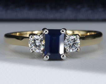 18ct Gold Sapphire & Diamond Ring,18k Yellow Gold,Hallmarked,Trilogy,Emerald Cut,Engagement Ring,Eternity Ring,Size UK Q US 8 EUR 57.5