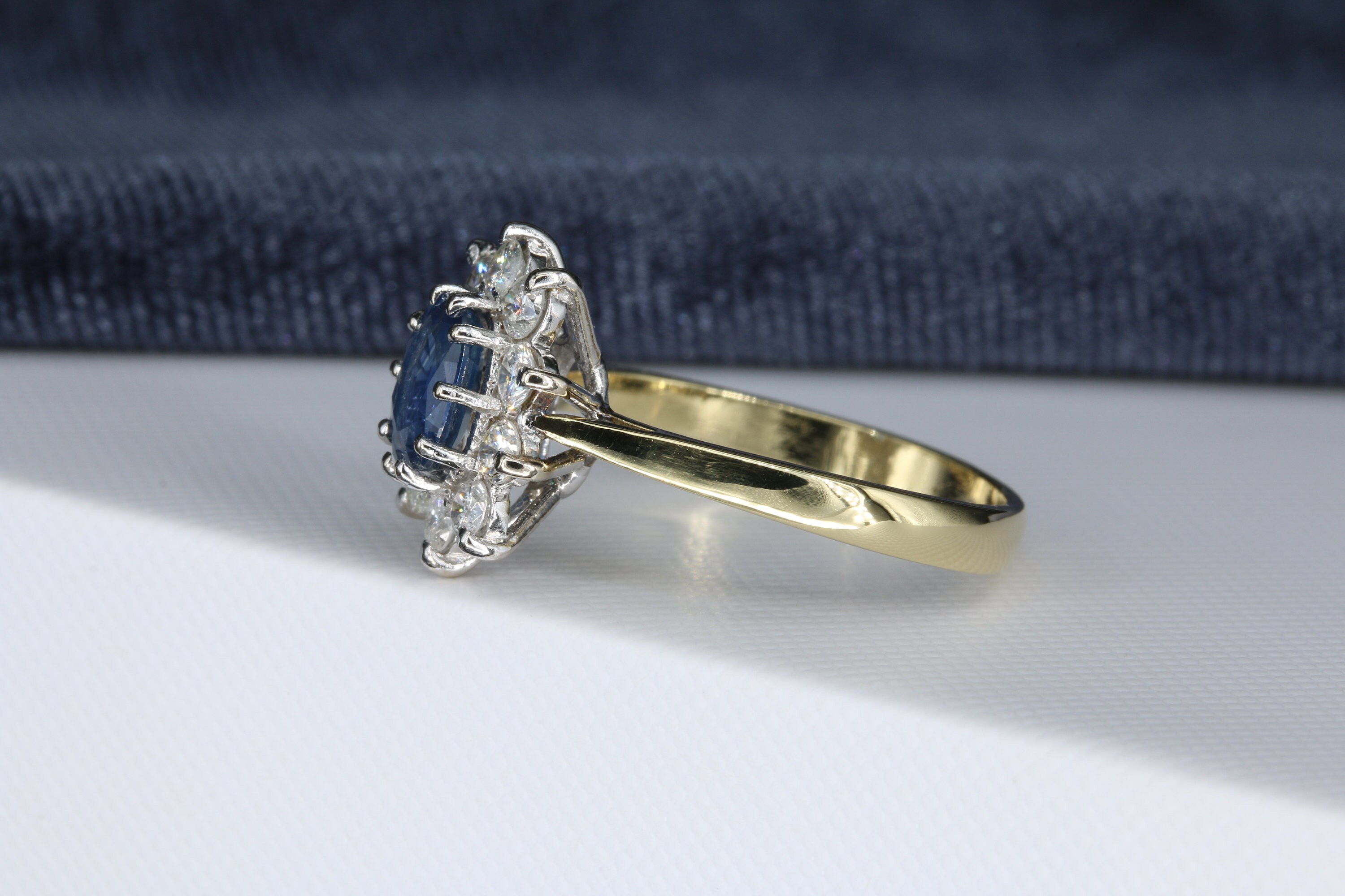 18ct Yellow Gold Sapphire & Diamond Ring,Vintage,UK O US 7 ...