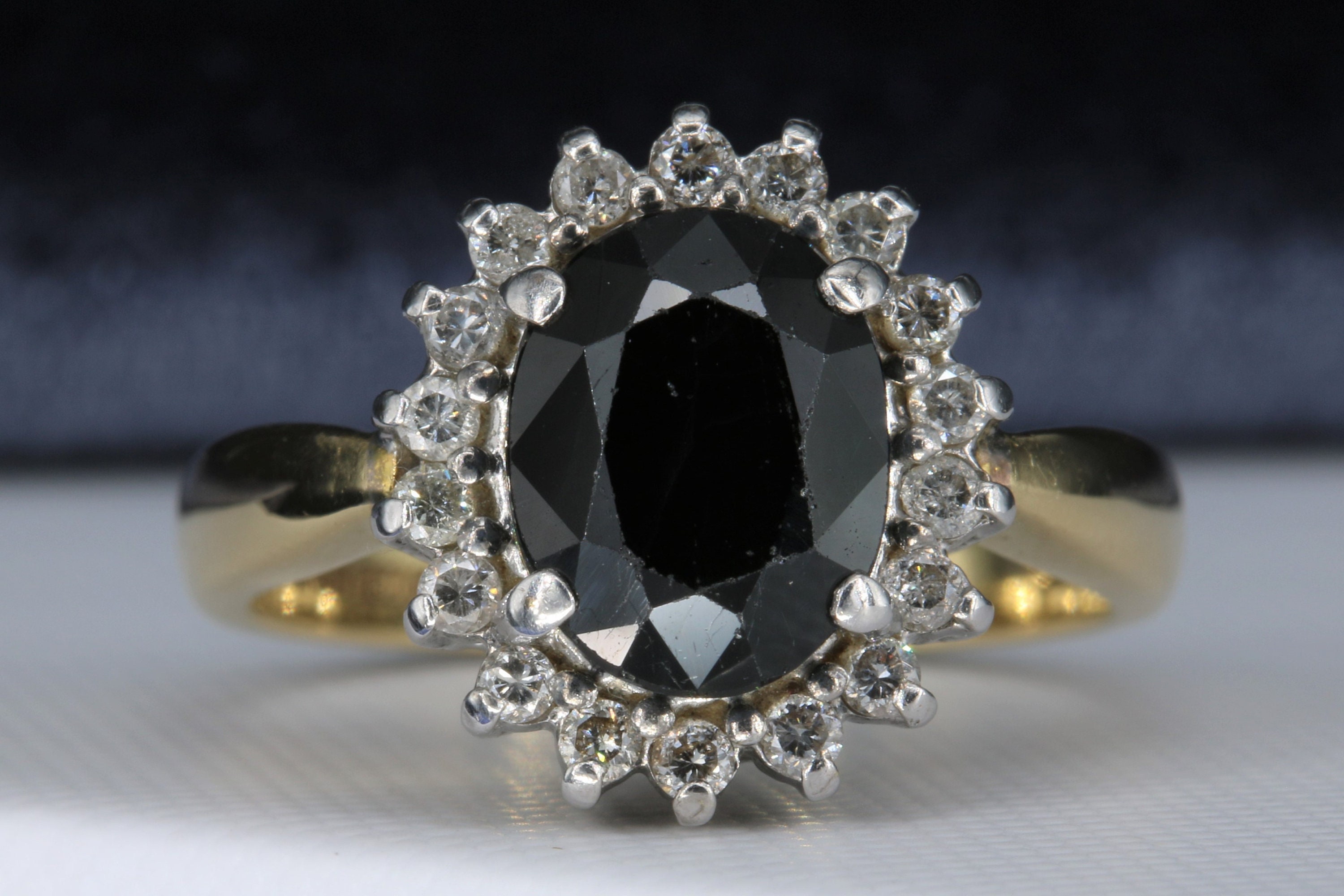 18ct Yellow Gold Sapphire & Diamond Ring,2.00ct,Size UK K 1/2 US 5.5 EUR 51