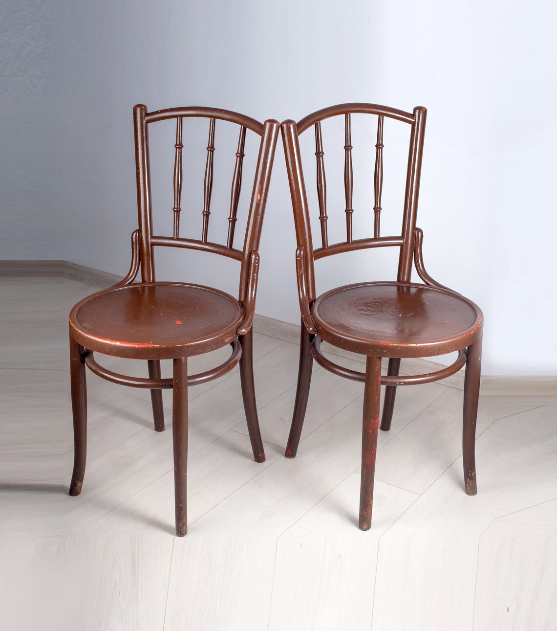 SET of 2/ Vintage Chairs/ Chairs Antique/