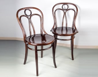 Thonet bentwood chair/ Josef hoffmann chair/ bentwood chair black/ thonet chair with arms/ fledermaus chair/ restored chair