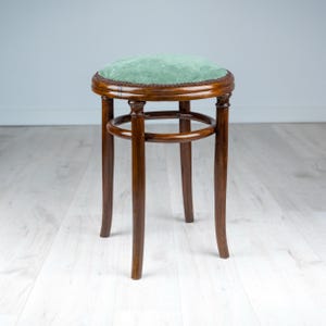 Thonet stool/ Vintage Thonet chairs/ Thonet chairs antique/ Thonet dining chairs/ thonet bentwood chairs