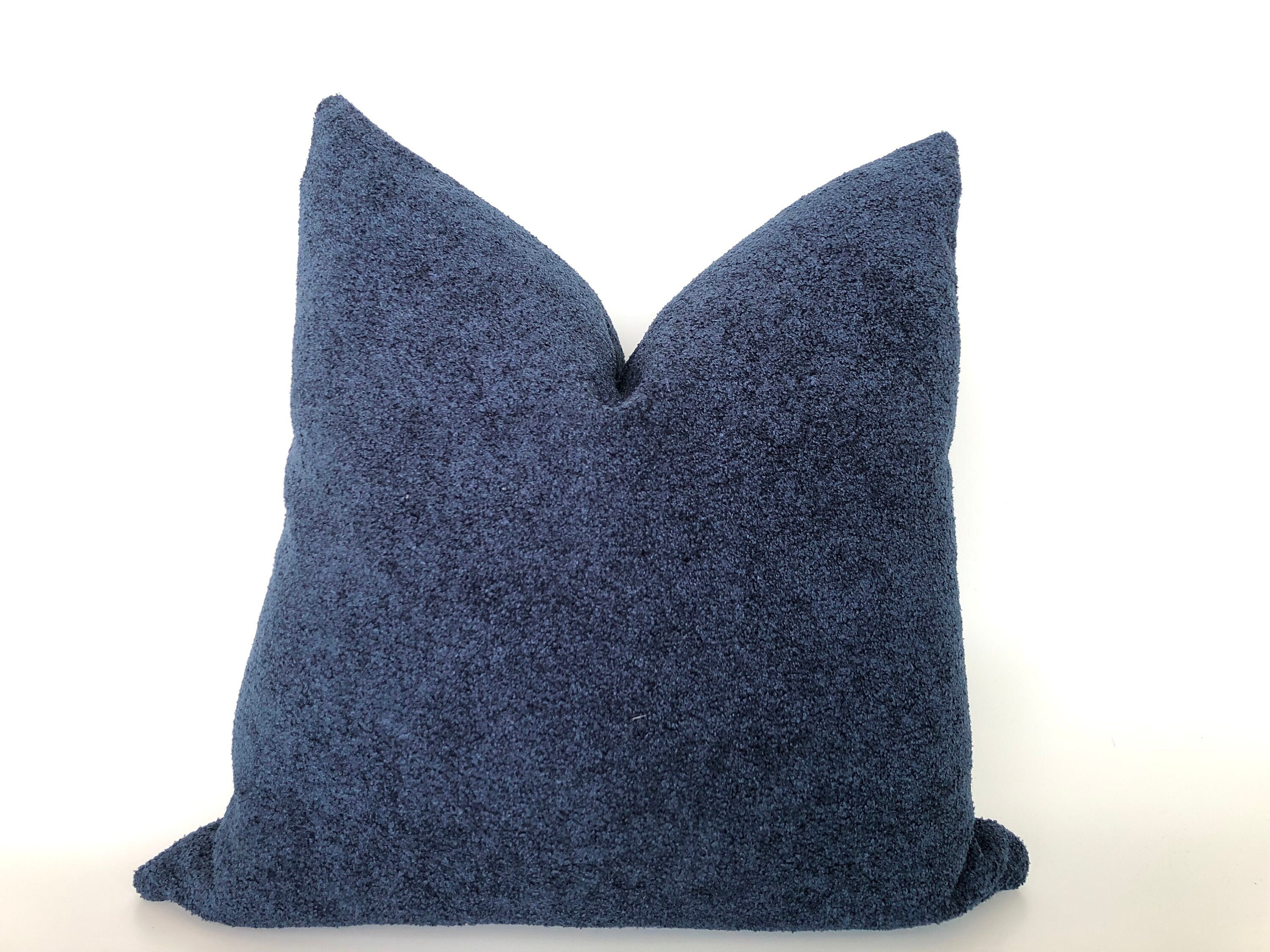 Alpaca Boucle Pillow Square - Blue – CÔTE À COAST