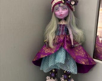 OOAK Monster High Doll Repaint Twyla.