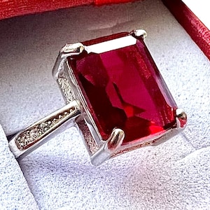 Emerald Cut Ruby Ring for Women – Sterling Silver 925 Red Gemstone Band – Elegant Vintage-Inspired Jewelry Gift Sizes Available