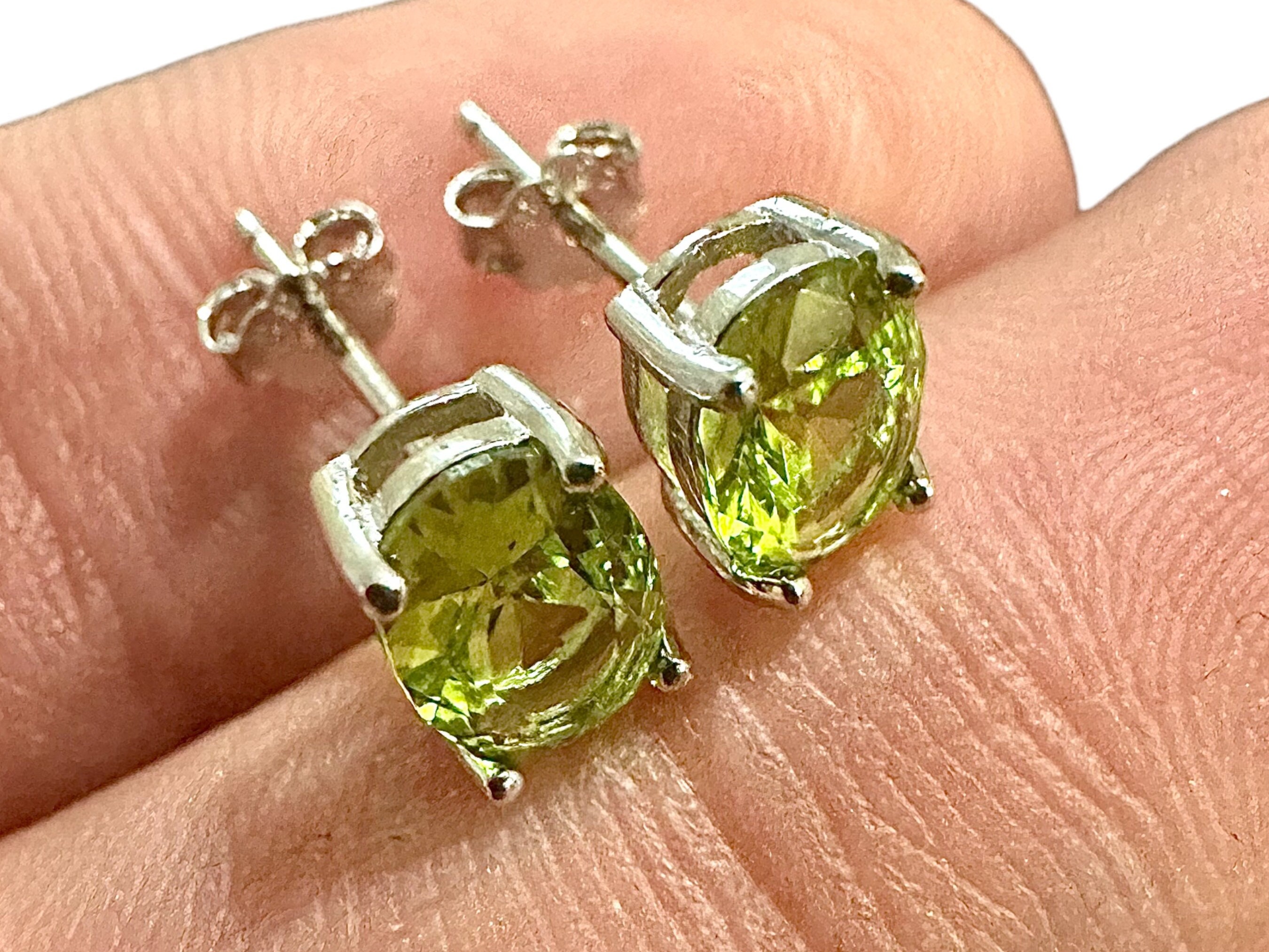 Etsy peridot earrings deals