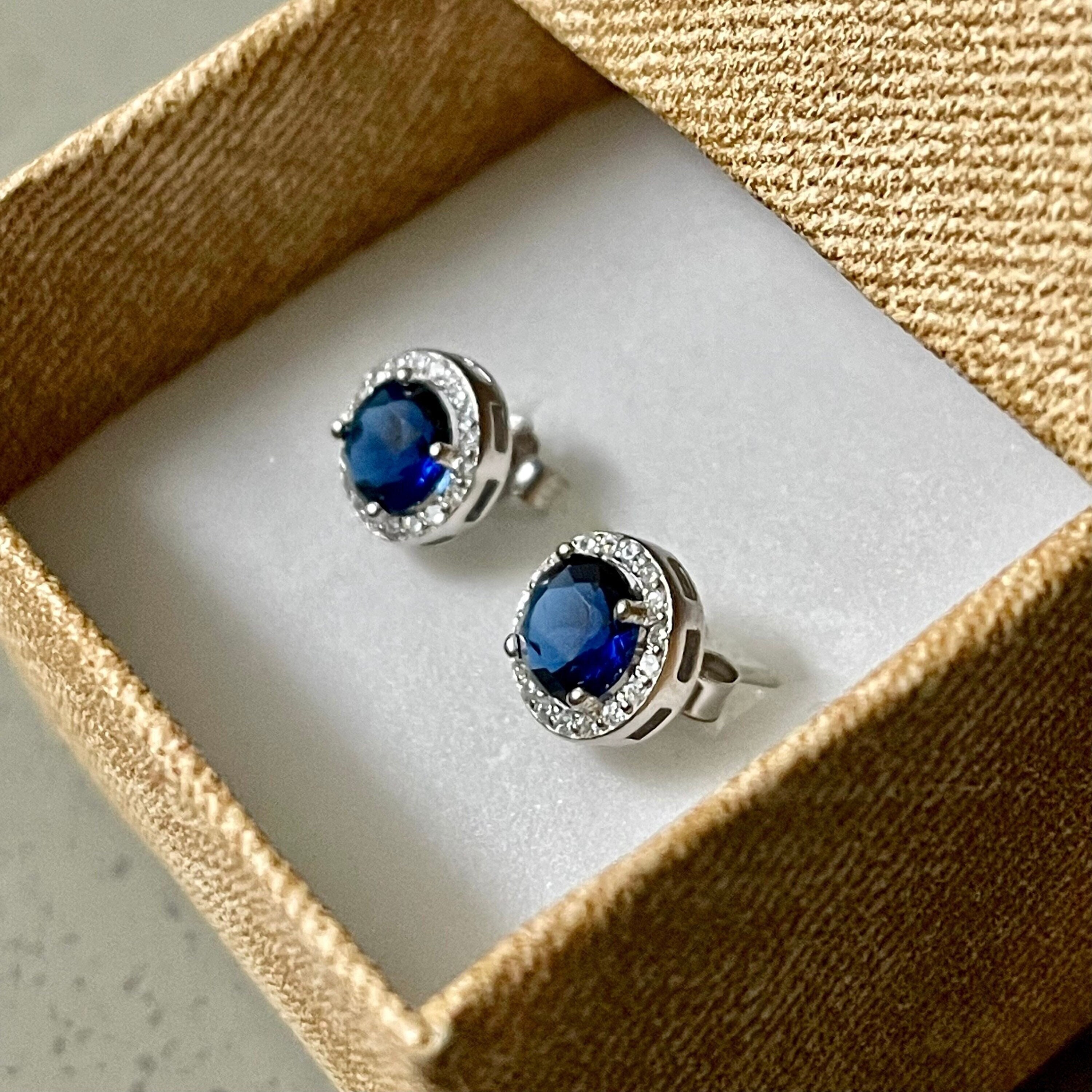 Sapphire Blue Stud Earrings Clear Resin W/metallic Glitter Clover