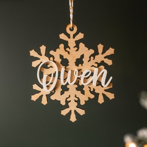 Ornements personnalisables en bois et en flocon de neige en acrylique
