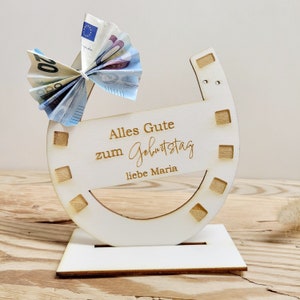 Geldgeschenk Hufeisen Geburtstag personalisiert, Tischdekoration Holz