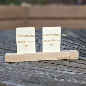 Tagesplaner aussortieren Planer Ordnung halten Minimalismus Karten Holz Motivationskarten Haushalt