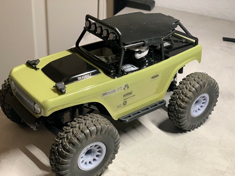 Axial SCX24 Deadbolt Rock Sliders / Rails – Black, 1:24 Scale Micro Crawler