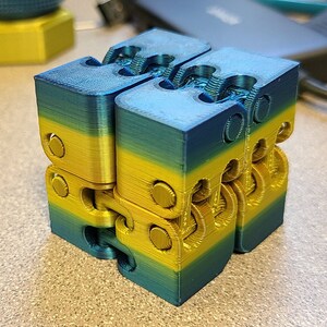 Asser Soaked kæde Kobayashi Infinite Fidget Cube - Etsy