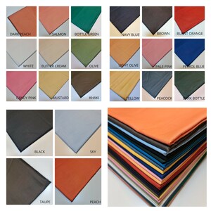 Peut inclure: Un nuancier de tissus avec des noms pour chaque couleur, y compris pêche foncé, saumon, vert bouteille, bleu marine, marron, orange brûlé, blanc, crème, olive, olive clair, rose pâle, bleu pétrole, rose bonbon, moutarde, kaki, jaune, paon, bouteille foncée, noir, ciel, taupe et pêche.