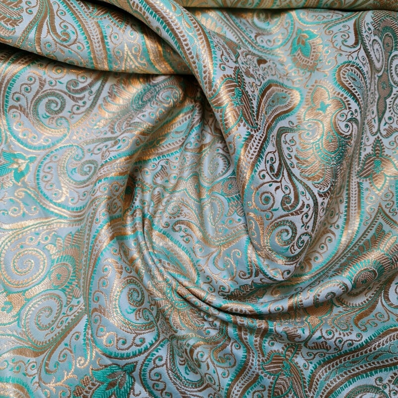 Sier paisley goud metallic print Indiase banarasi brokaat stof per meter Mint Green