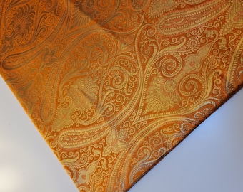 Luxe sier paisley goud metallic print Indiase polyzijde banarasi brokaat jurk ambachtelijke stof materiaal 45" - 112 cm breed D#5 (oranje)