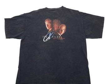 Camiseta XL de Expediente X: Lucha contra el futuro (1998)