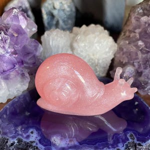 Snail Resin Figurine | Whimsical Plant Decor | Cute Garden Snail for Terrariums, Pots & Shelves