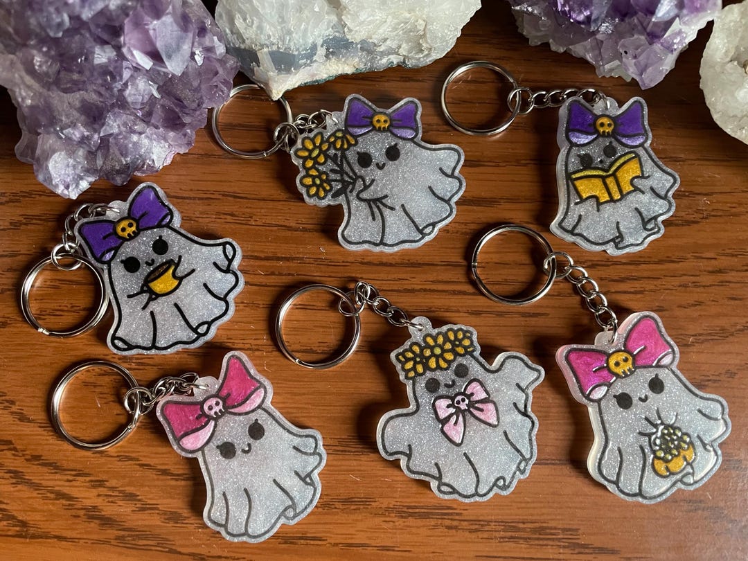 Cute Ghost Keychains – Choose Your Spooky Style - Etsy