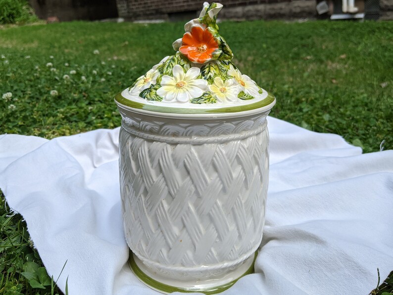 1960s Vintage Daisy Canister Kitchen Decor Cottagecore Etsy