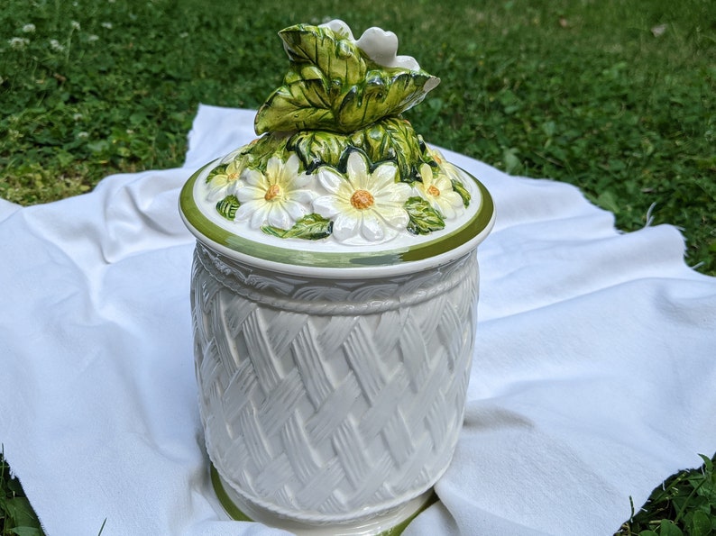 1960s Vintage Daisy Canister Kitchen Decor Cottagecore Etsy