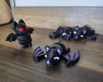 Bat | Keychain | Fidget Toy | Cute | Gift | Baby Bat | Halloween | Desk Toy | ASMR | Stim Toy | Spooky | bats