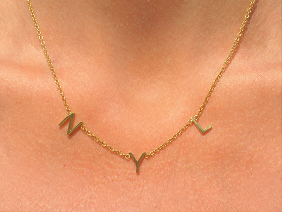 Blake Swirly 3 Initial Monogram Necklace - gold vermeil / medium 1 1/8\ | Monogram  necklace gold, Monogram necklace, Jennifer zeuner jewelry